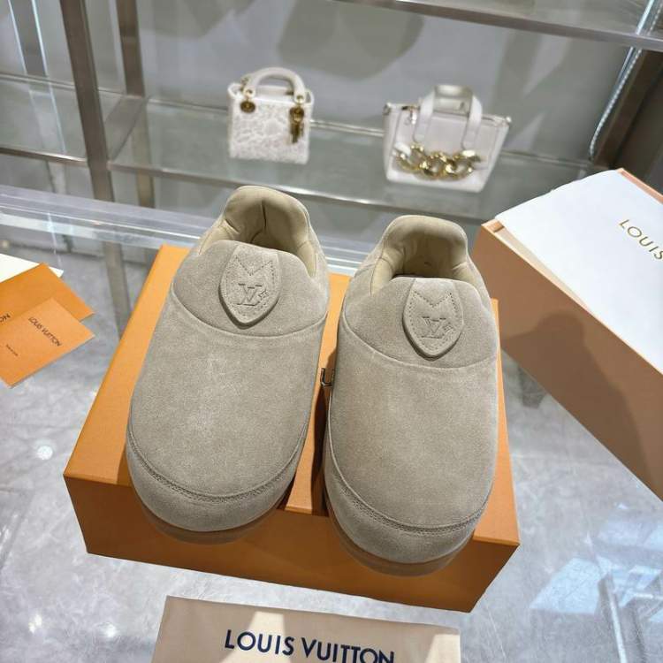 Picture of Louis Vuitton Shoes _SKULVsz35-45mnq100416519
